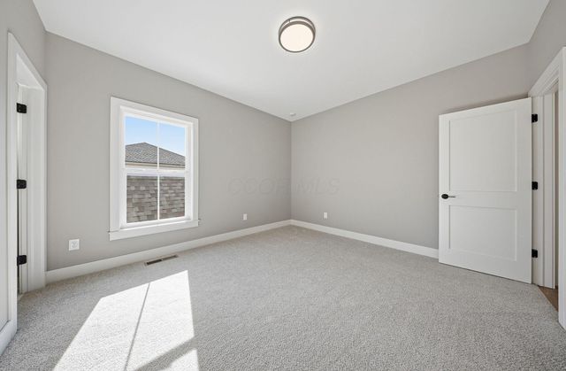 7871 Sparrow Run Drive, Plain City, OH 43064