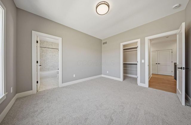 7871 Sparrow Run Drive, Plain City, OH 43064