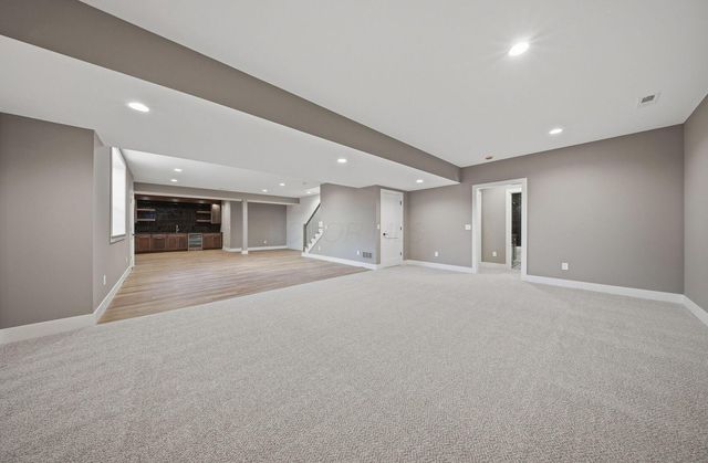 7871 Sparrow Run Drive, Plain City, OH 43064