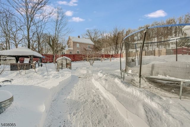 108 Lake Ave, Newton Town, NJ 07860