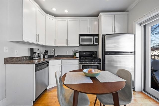 109 N St 3, Boston, MA 02127