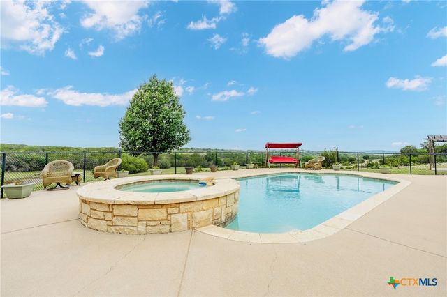1435 County Road 220, Killeen, TX 76549