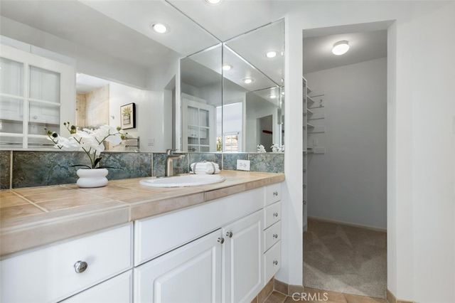 10527 Colebrook Street, Shadow Hills, CA 91040