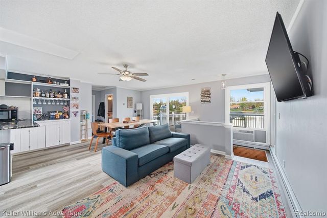 13980 Grandpoint Circle, Cement City, MI 49233