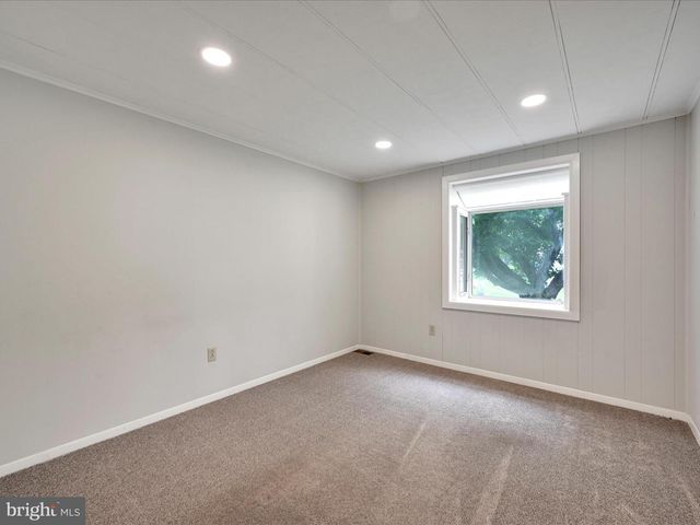 15 NEW BUNKER HILL RD, Lebanon, PA 17046