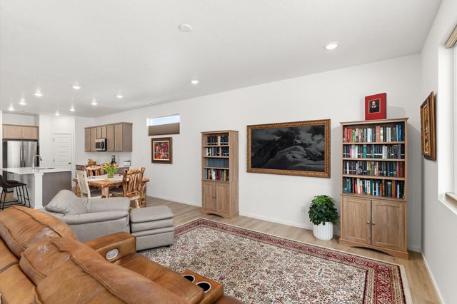 24815 E Snowy Owl Loop, Liberty Lake, WA 99019