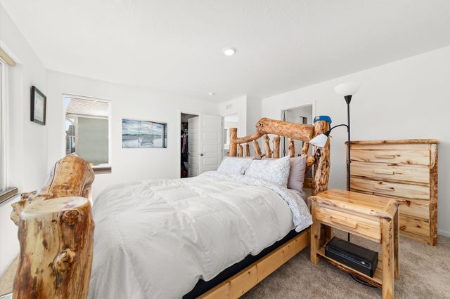 24815 E Snowy Owl Loop, Liberty Lake, WA 99019