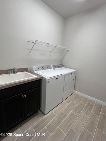 2609 Pangea Circle, Melbourne, FL 32940