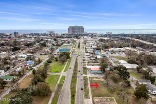 323 Caillavet Street, Biloxi, MS 39530