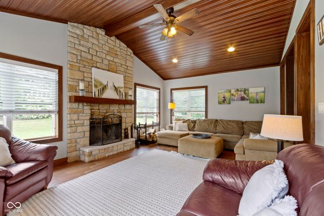 14940 Silent Bluff Court, Fishers, IN 46037