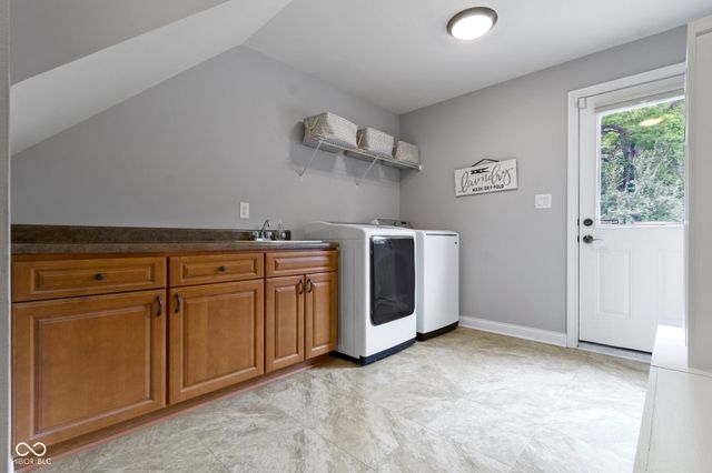 14940 Silent Bluff Court, Fishers, IN 46037