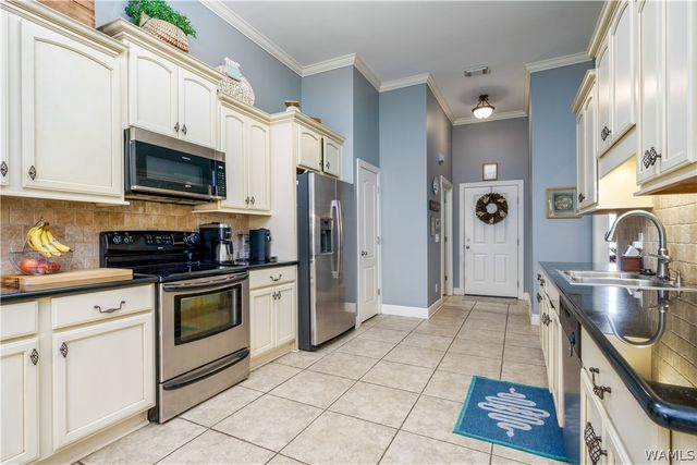 4416 Drapers, Northport, AL 35473