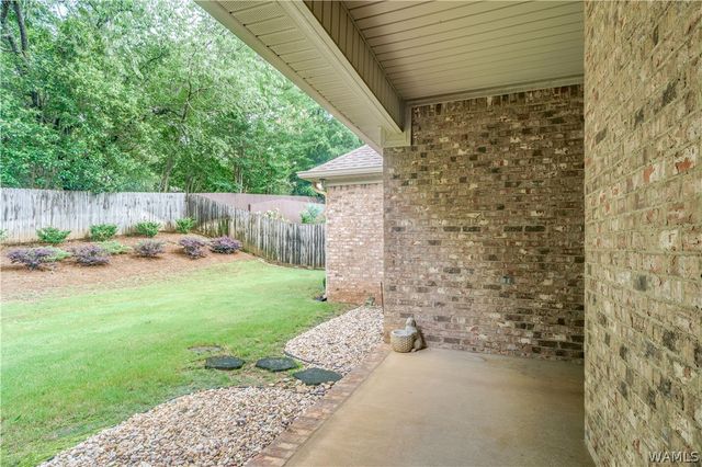 4416 Drapers, Northport, AL 35473