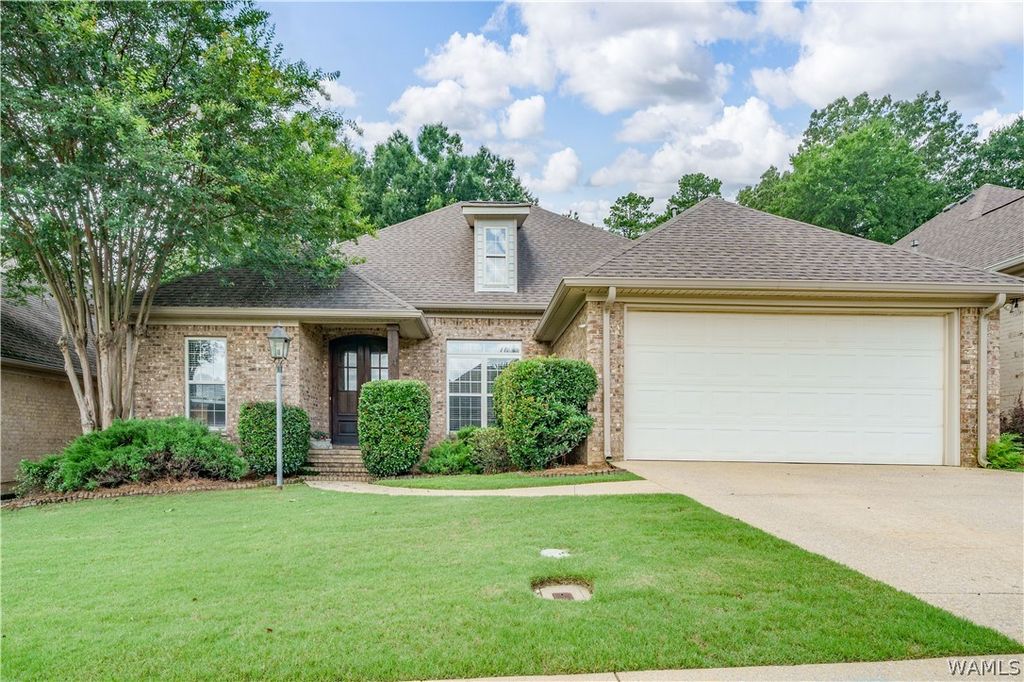 4416 Drapers, Northport, AL 35473