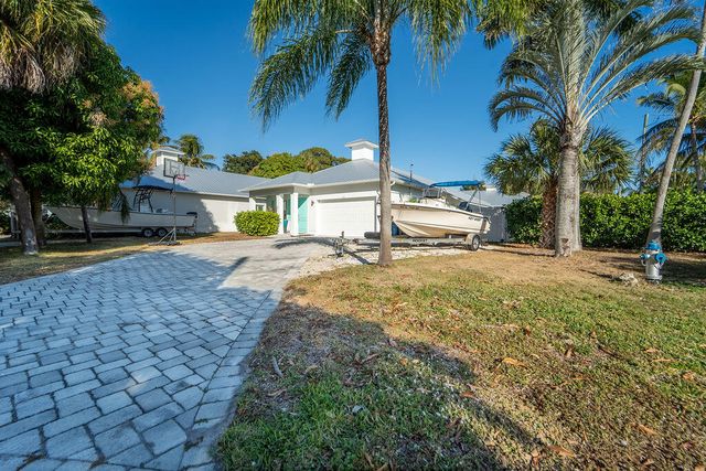 443 SE Dolphin Drive, Stuart, FL 34996