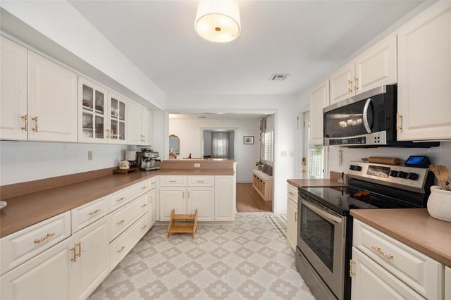 2036 SE 8TH STREET, Ocala, FL 34471