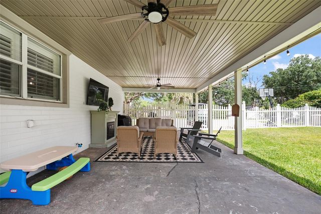 2036 SE 8TH STREET, Ocala, FL 34471