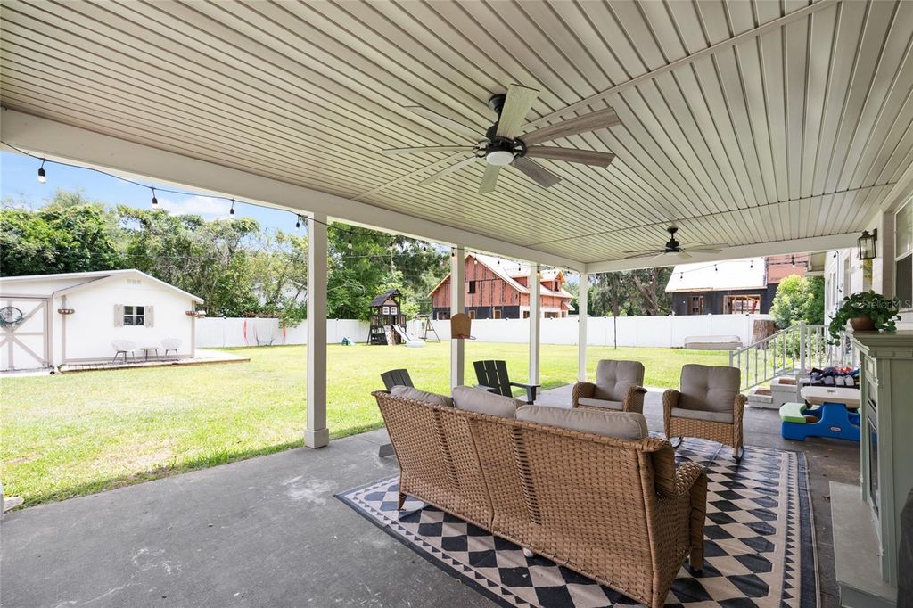 Image 49 of property listing at 2036 SE 8TH STREET, Ocala, FL 34471