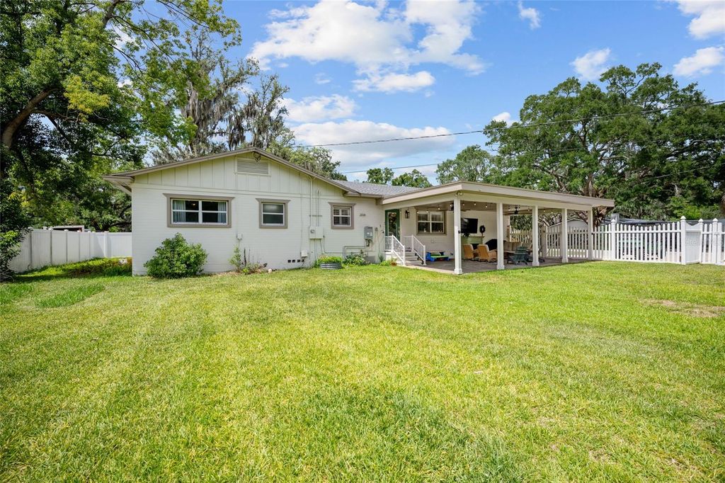 Image 56 of property listing at 2036 SE 8TH STREET, Ocala, FL 34471