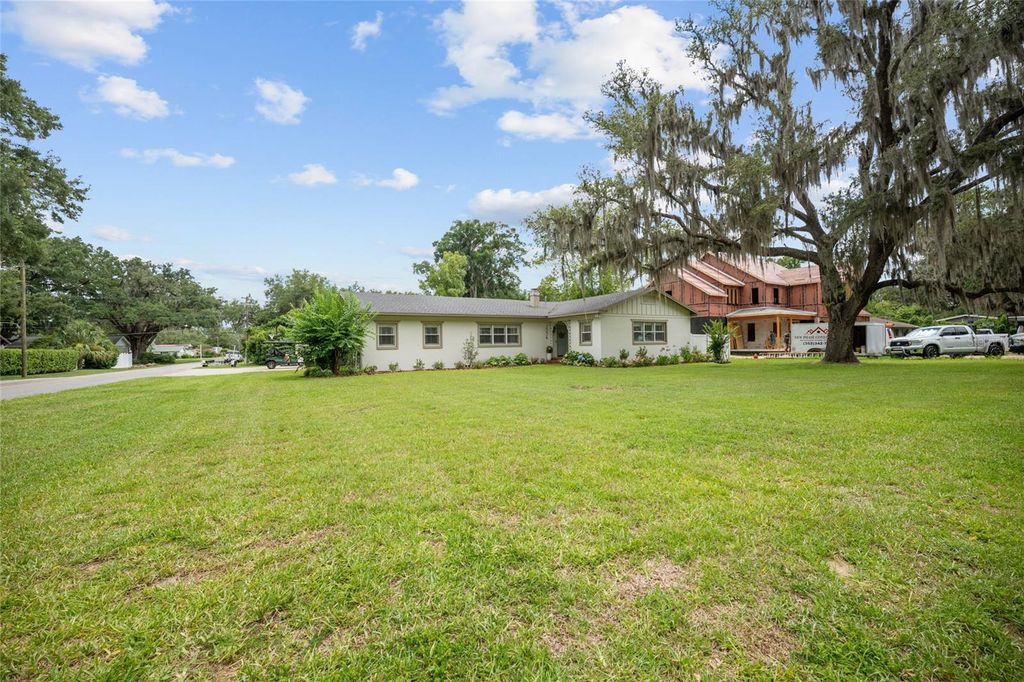 Image 63 of property listing at 2036 SE 8TH STREET, Ocala, FL 34471