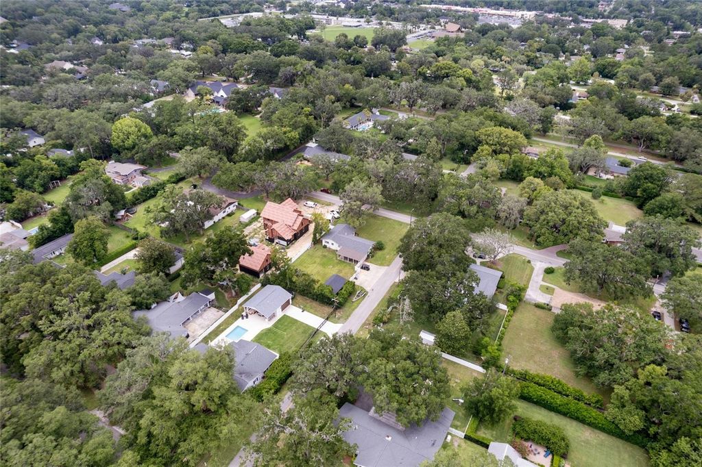 Image 76 of property listing at 2036 SE 8TH STREET, Ocala, FL 34471