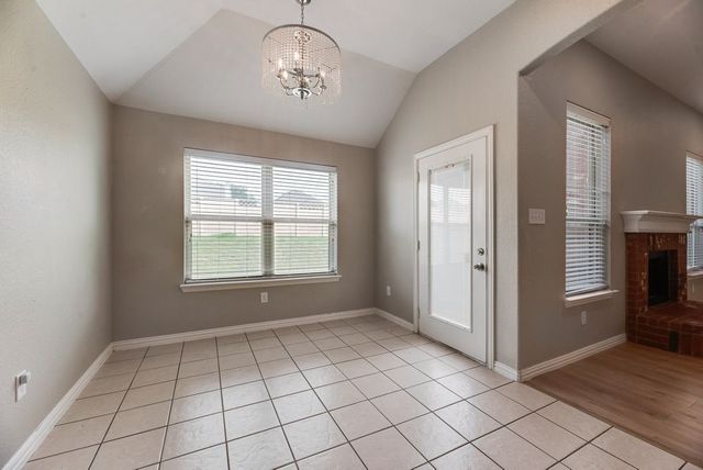 1517 White Willow Lane, Arlington, TX 76002