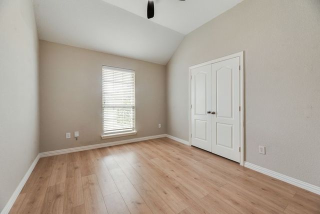 1517 White Willow Lane, Arlington, TX 76002