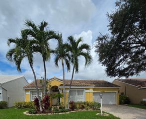 10144 Aspen Way, Palm Beach Gardens, FL 33410