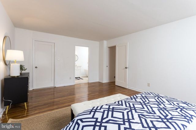 4 COLLINGWOOD GARTH, Phoenix, MD 21131