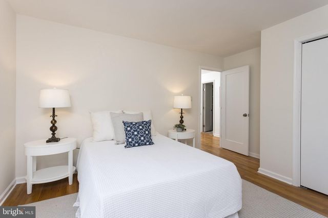 4 COLLINGWOOD GARTH, Phoenix, MD 21131