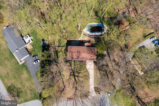 4 COLLINGWOOD GARTH, Phoenix, MD 21131