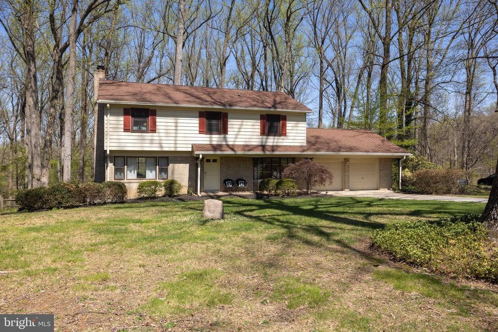 4 COLLINGWOOD GARTH, Phoenix, MD 21131
