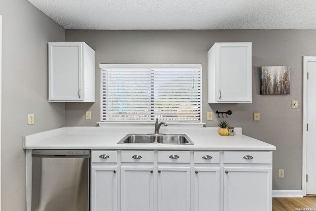 3046 SOLITAIRE HL, San Antonio, TX 78247