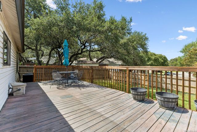 3046 SOLITAIRE HL, San Antonio, TX 78247