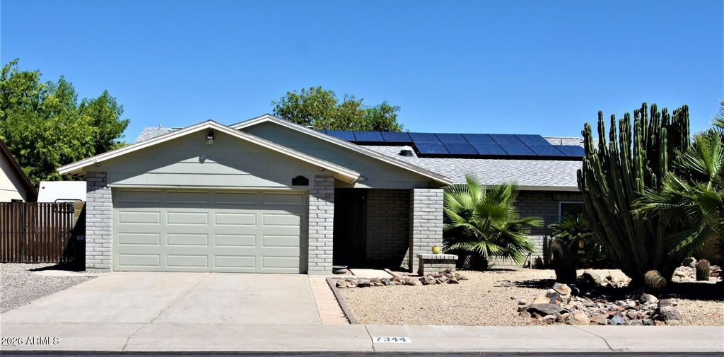 7344 W WINDROSE Drive, Peoria, AZ 85381 — exterior