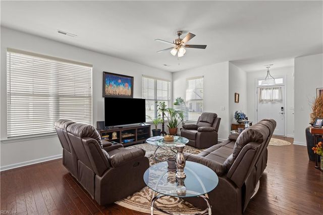 103 Cathedral ST, Smithfield, VA 23430