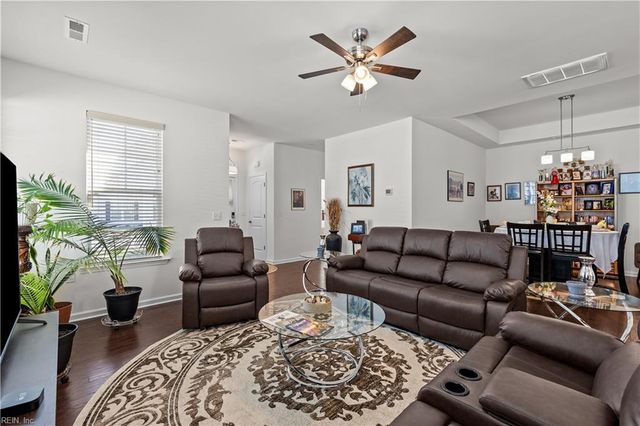 103 Cathedral ST, Smithfield, VA 23430