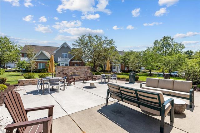 103 Cathedral ST, Smithfield, VA 23430