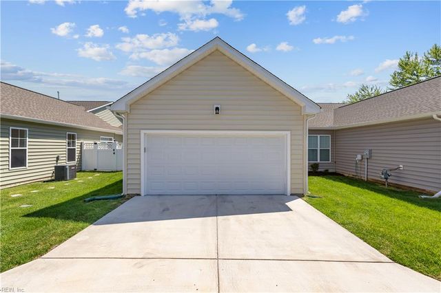 103 Cathedral ST, Smithfield, VA 23430