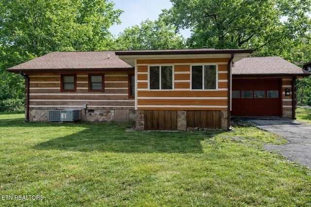 139 Windsor Rd, Crossville, TN 38558