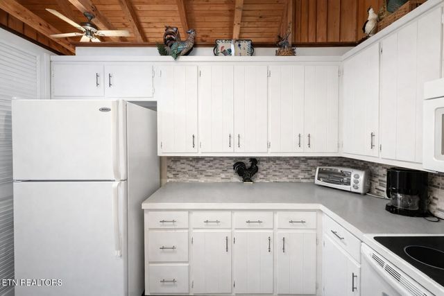 139 Windsor Rd, Crossville, TN 38558