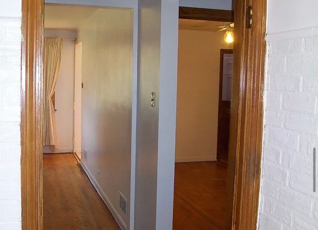 2433 S Keystone Avenue, North Riverside, IL 60546