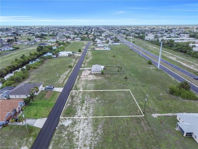 1011 23rd TER, Cape Coral, FL 33909