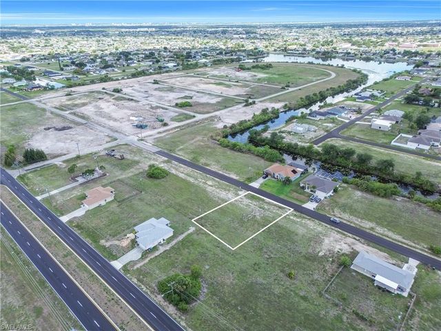 1011 23rd TER, Cape Coral, FL 33909