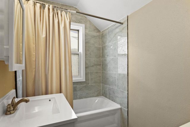 131 Haskell Street, Beaver Dam, WI 53916