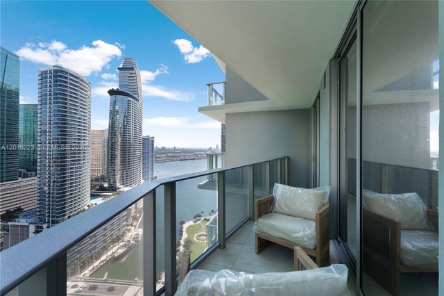 77 SE 5th Street 3605, Miami, FL 33131