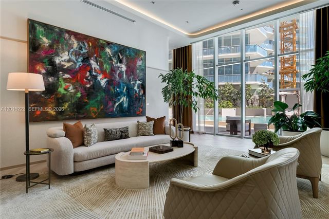 77 SE 5th Street 3605, Miami, FL 33131