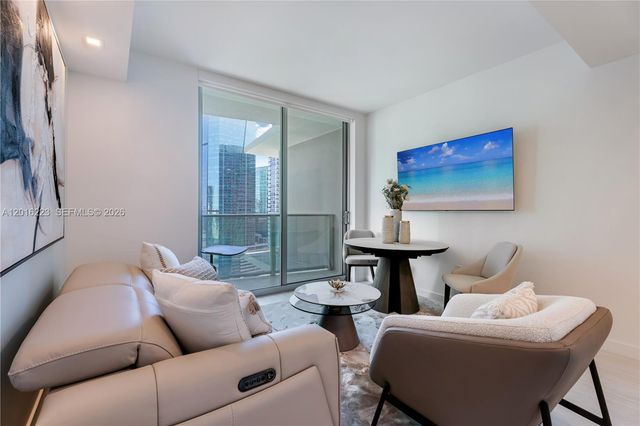 77 SE 5th Street 3605, Miami, FL 33131
