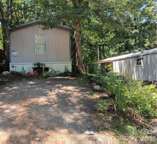 2 Jasmine Park Place, Candler, NC 28715