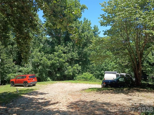2 Jasmine Park Place, Candler, NC 28715